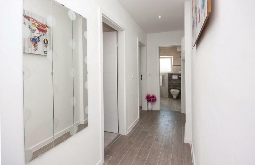Apartmani Riva ロゴズニッツァ エクステリア 写真