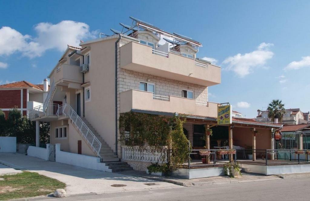 Apartmani Riva ロゴズニッツァ エクステリア 写真